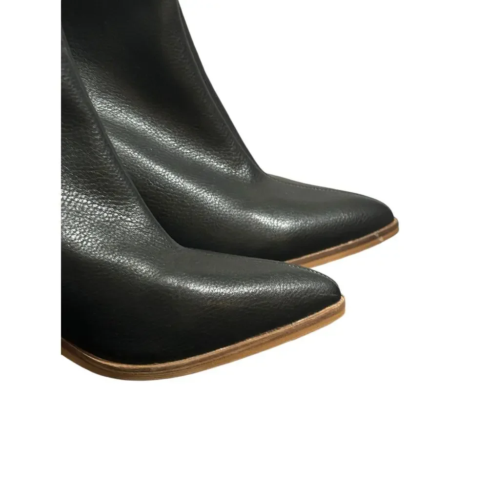 Beast Fashion NWT Aster Ankle Boot Size 6.5M Black Western Block Heel Bootie